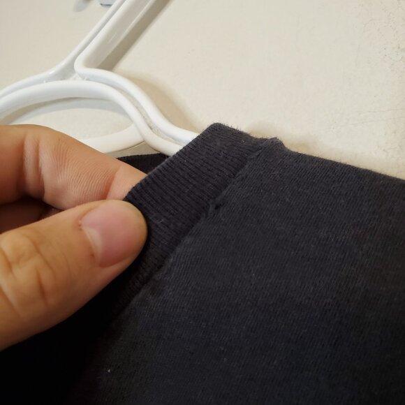 October's Very Own OVO Toronto Raptors NBA graphic shirt black size M - Picture 7 of 7